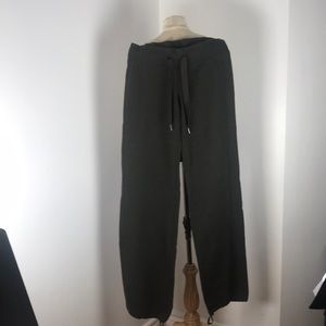 Lululemon cotton/spandex sweat pants olive green sz 10